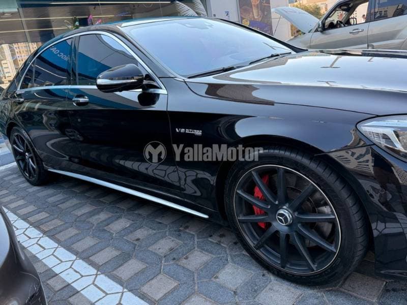 2016 Mercedes-Benz S 63 AMG thumbnail 3
