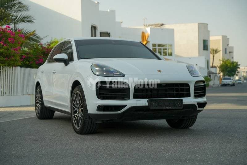 2023 Porsche Cayenne thumbnail 5