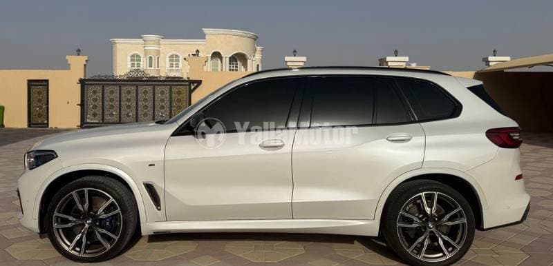 2020 BMW X5 M thumbnail 2