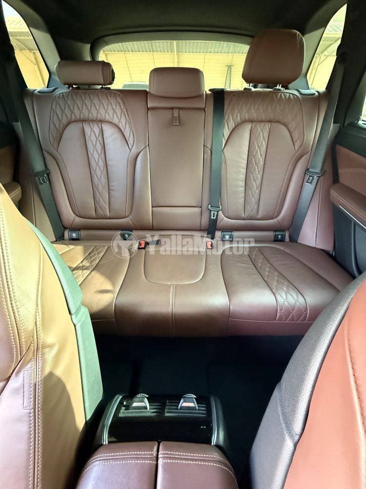 2020 BMW X5 M thumbnail 6