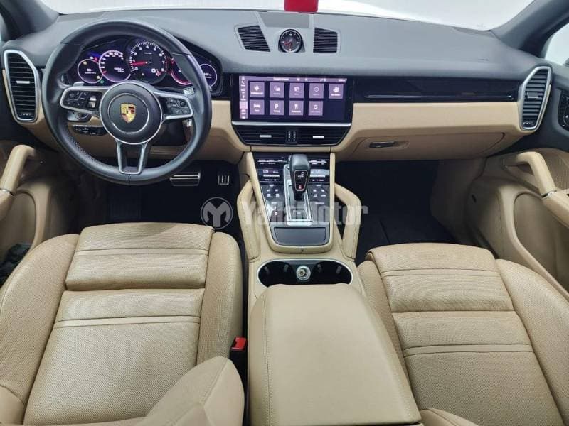 2021 Porsche Cayenne thumbnail 5