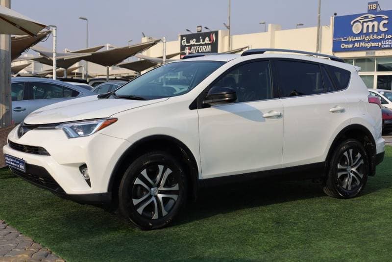 2018 Toyota Rav4 thumbnail 4