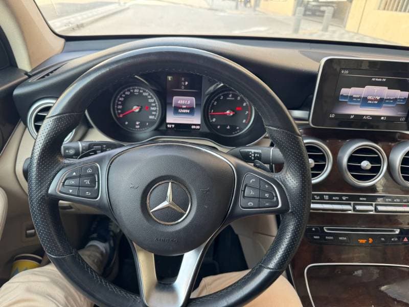 2019 Mercedes-Benz GLC-Class thumbnail 4