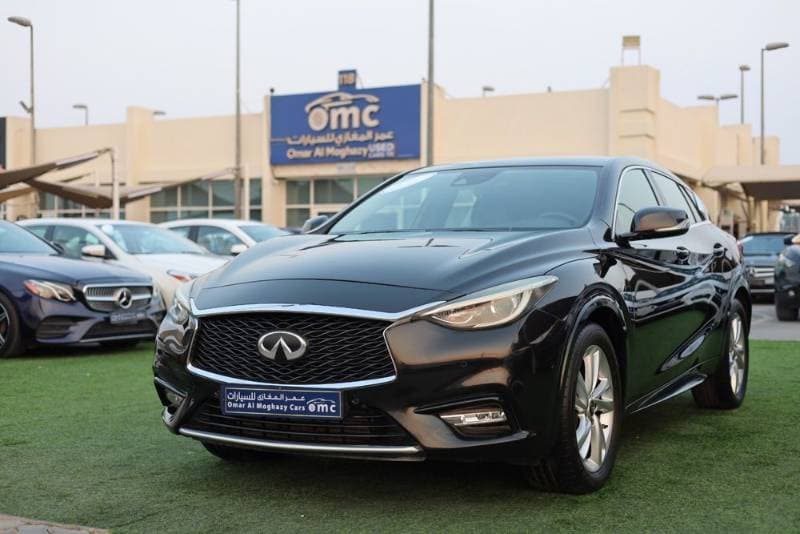 2019 Infiniti QX30 thumbnail 2