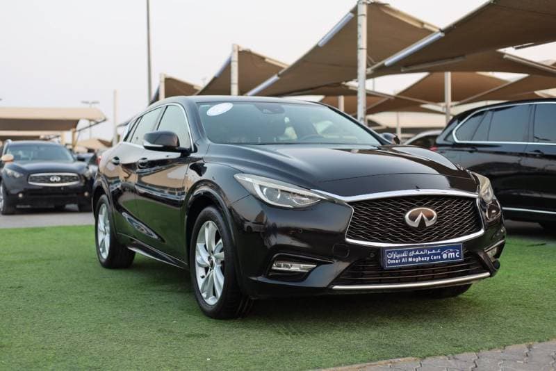 2019 Infiniti QX30 thumbnail 3