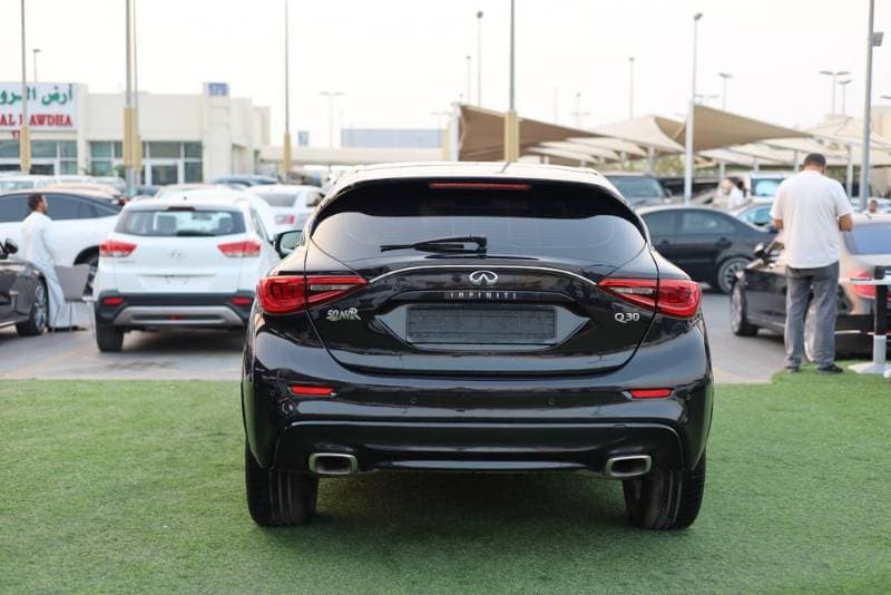 2019 Infiniti QX30 thumbnail 5