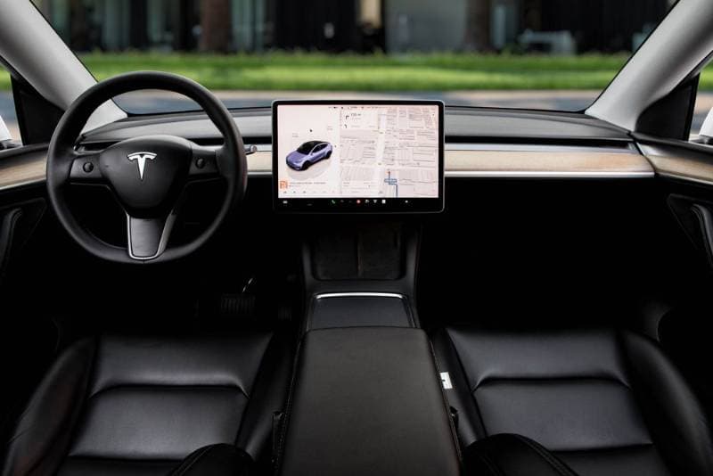 2022 Tesla Model Y thumbnail 8
