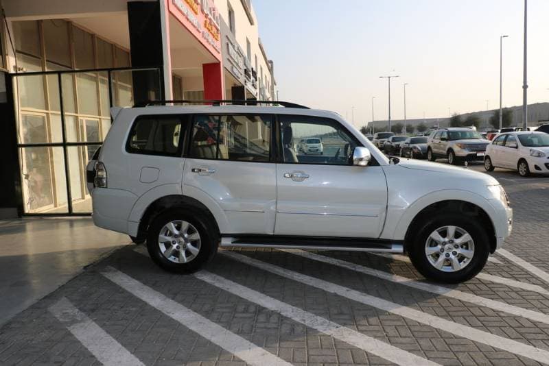 2019 Mitsubishi Pajero
