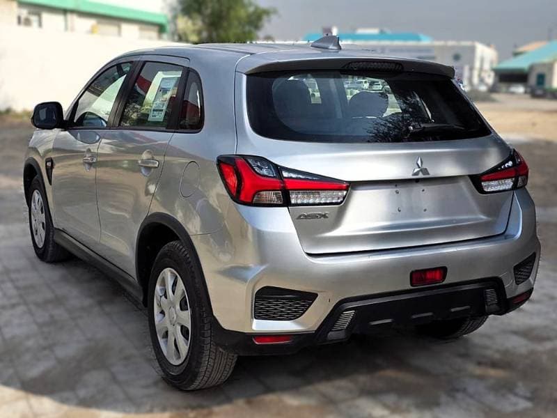 2024 Mitsubishi ASX thumbnail 6