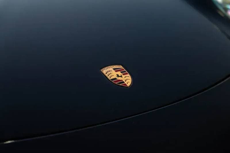 2019 Porsche 911 thumbnail 2