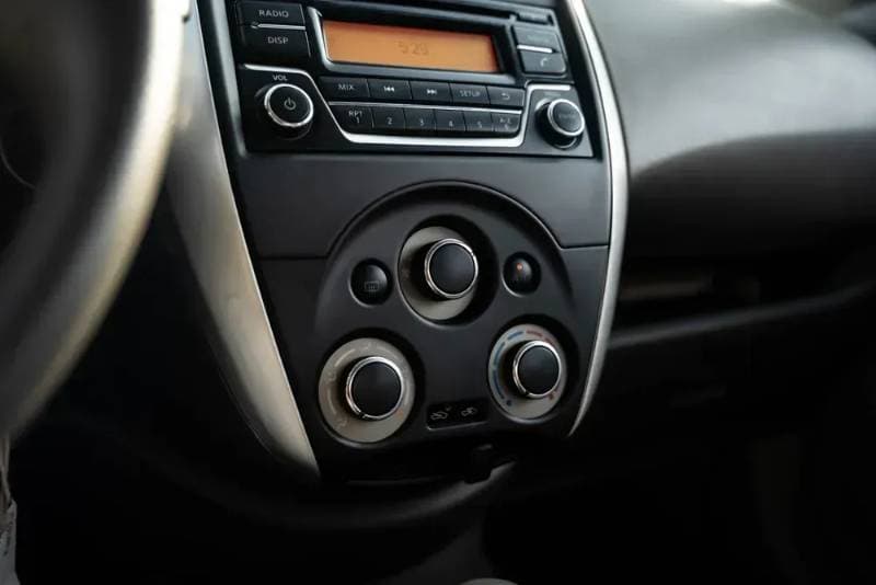 2022 Nissan Sunny thumbnail 8