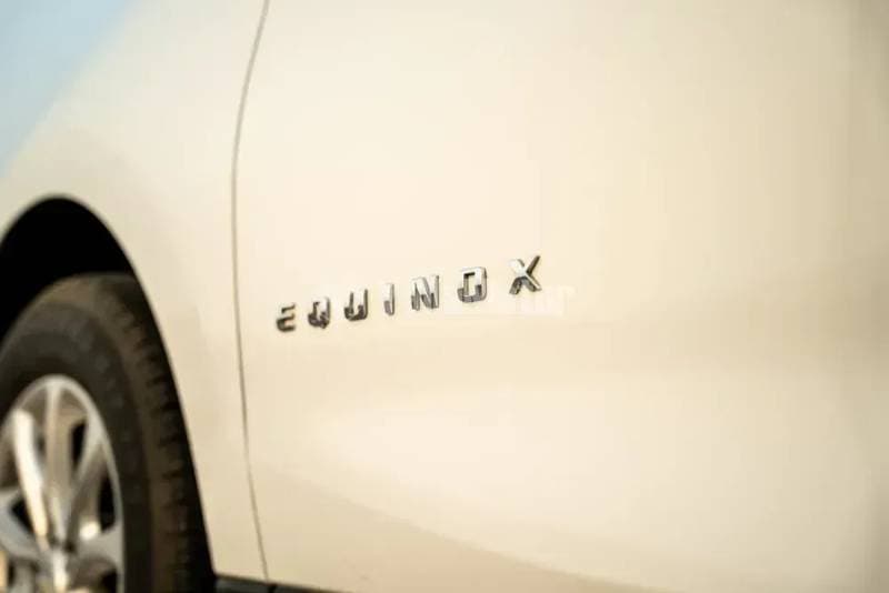 2019 Chevrolet Equinox thumbnail 2
