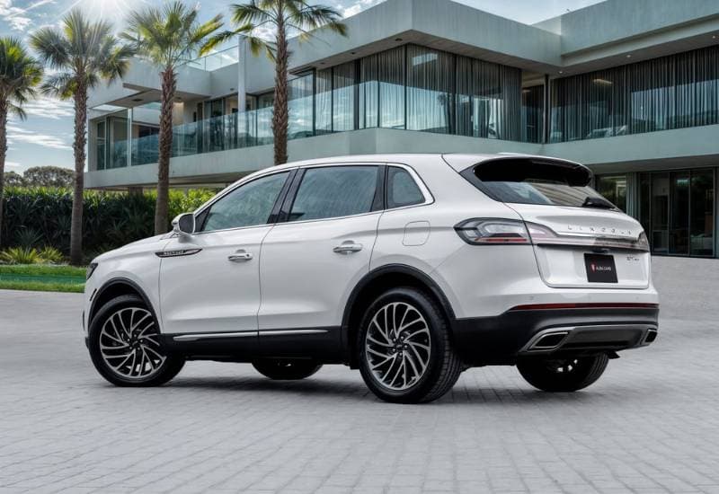 2020 Lincoln Nautilus thumbnail 3