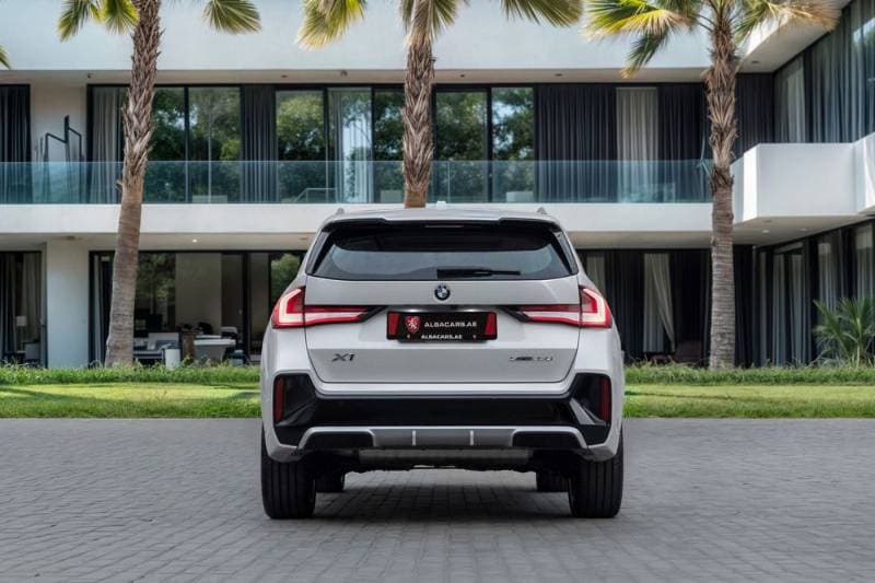 2024 BMW X1 thumbnail 5