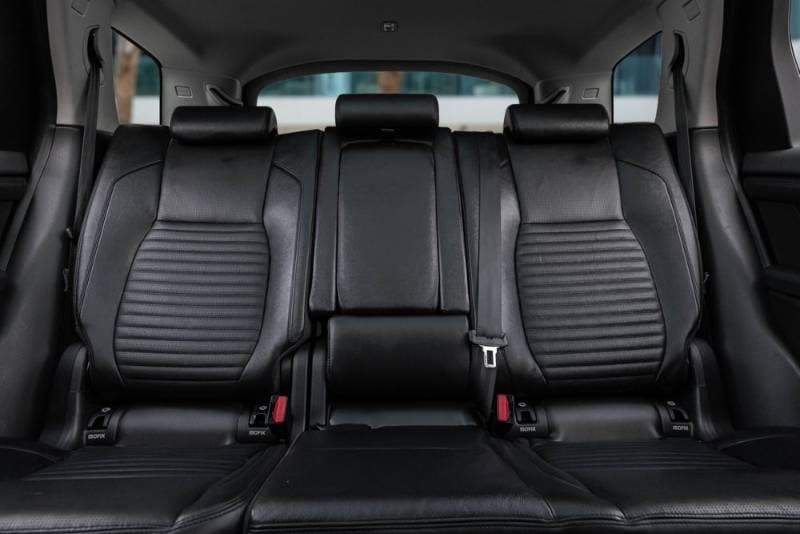 2020 Land Rover Discovery Sport thumbnail 4