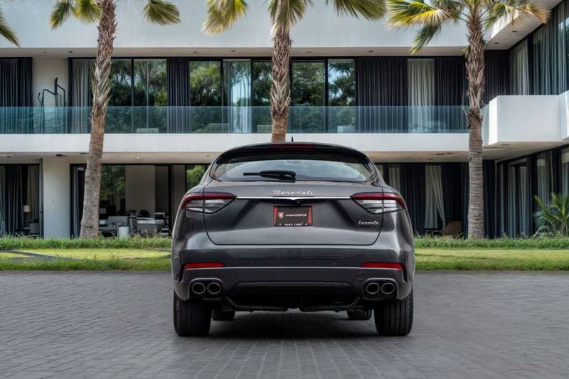 2022 Maserati Levante thumbnail 5