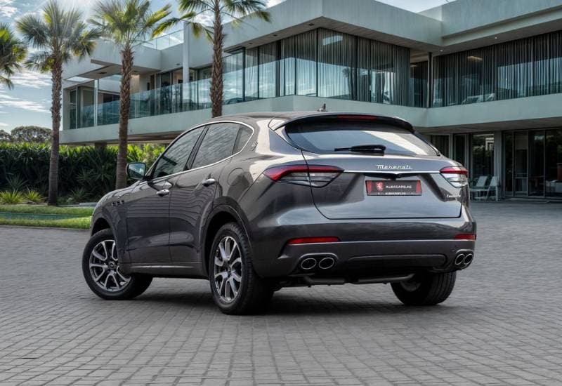 2022 Maserati Levante thumbnail 3