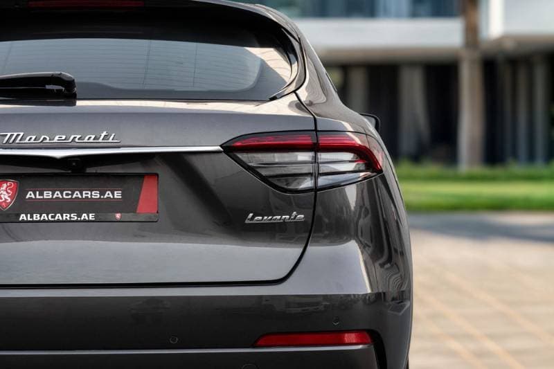 2022 Maserati Levante thumbnail 6