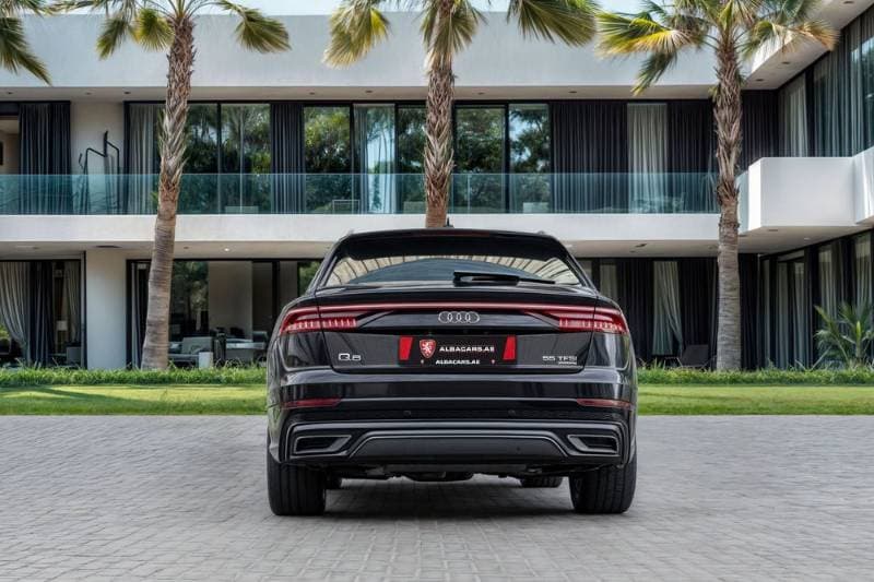 2023 Audi Q8 thumbnail 5