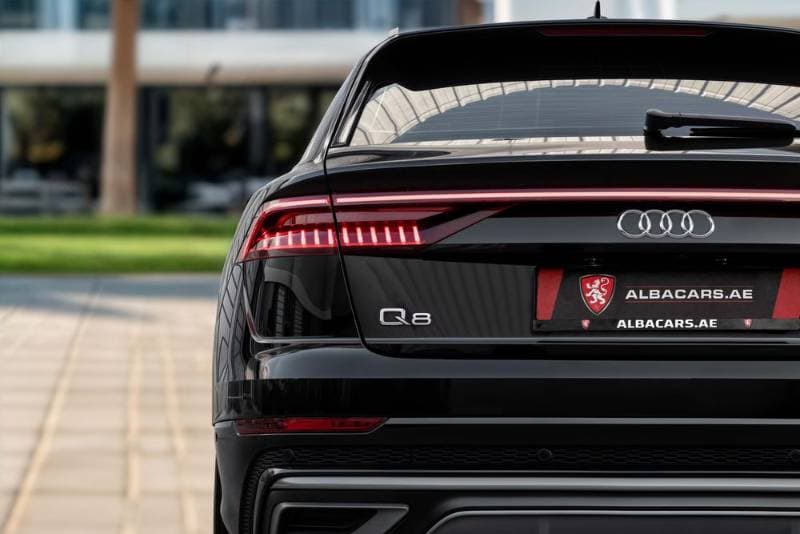 2023 Audi Q8 thumbnail 6