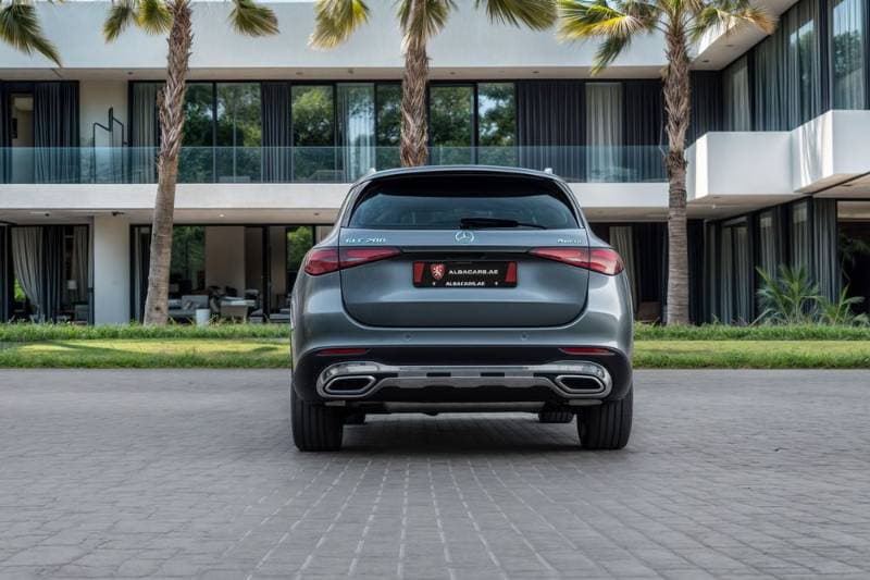 2025 Mercedes-Benz GLC-Class thumbnail 8