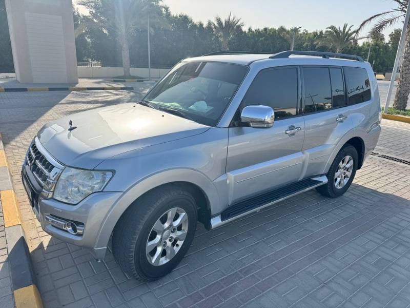 2016 Mitsubishi Pajero