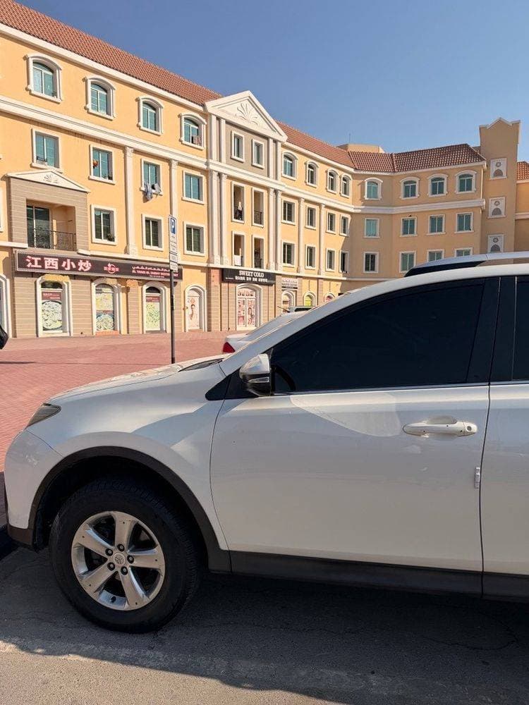 2015 Toyota Rav4 thumbnail 6