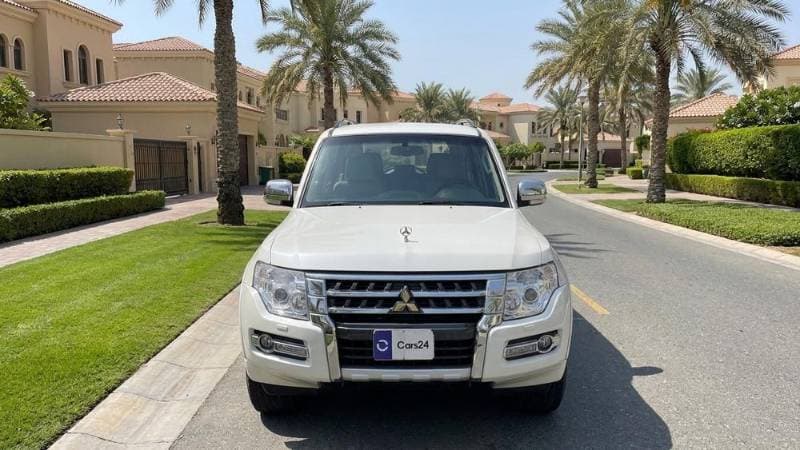 2020 Mitsubishi Pajero thumbnail 4
