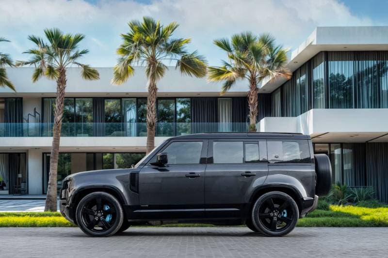 2022 Land Rover Defender thumbnail 2