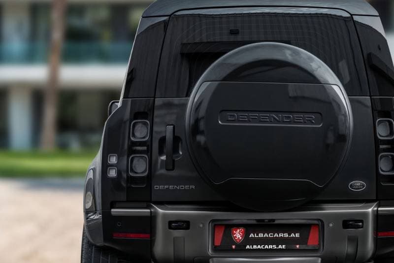 2022 Land Rover Defender thumbnail 6