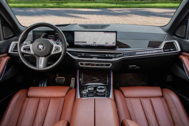 2024 BMW X5 thumbnail 4