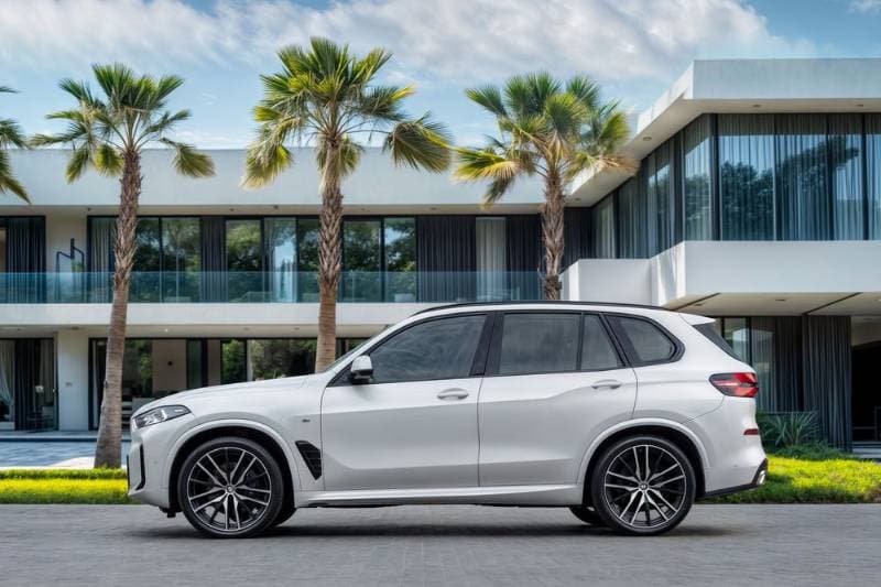2024 BMW X5 thumbnail 7