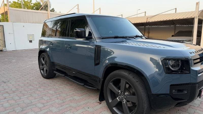 2022 Land Rover Defender thumbnail 6