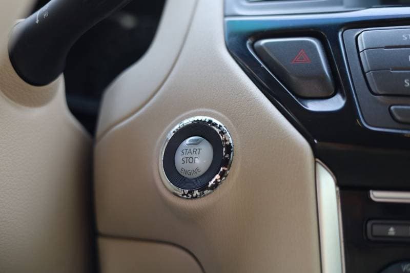 2015 Nissan Pathfinder thumbnail 8