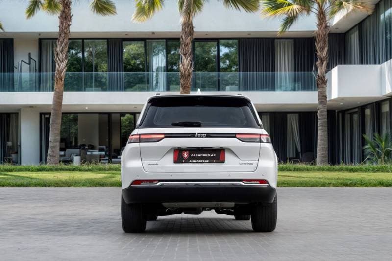 2023 Jeep Grand Cherokee thumbnail 5