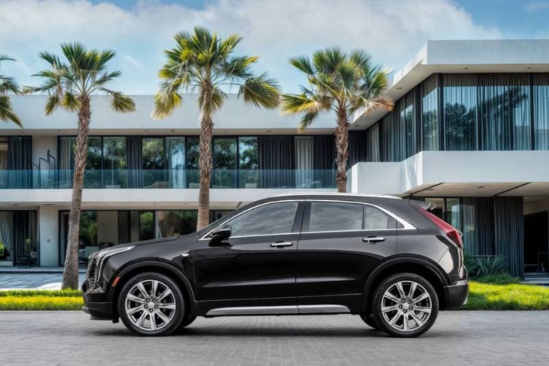 2023 Cadillac XT4 thumbnail 3
