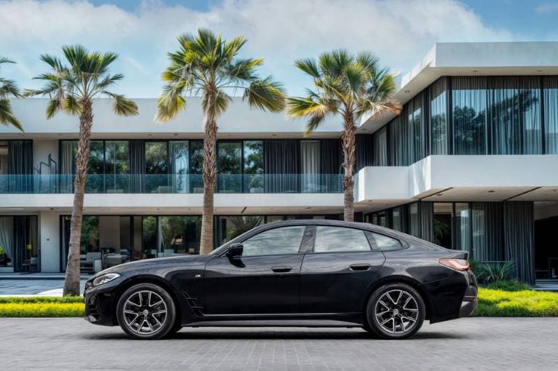 2023 BMW 4 Series Gran Coupe thumbnail 2