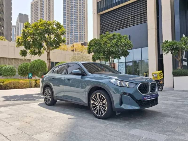 2025 BMW X2 thumbnail 2