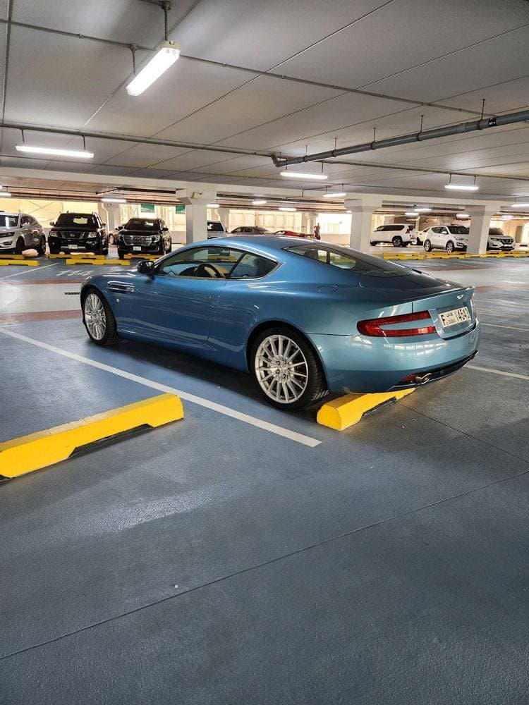2008 Aston Martin DB9 thumbnail 2