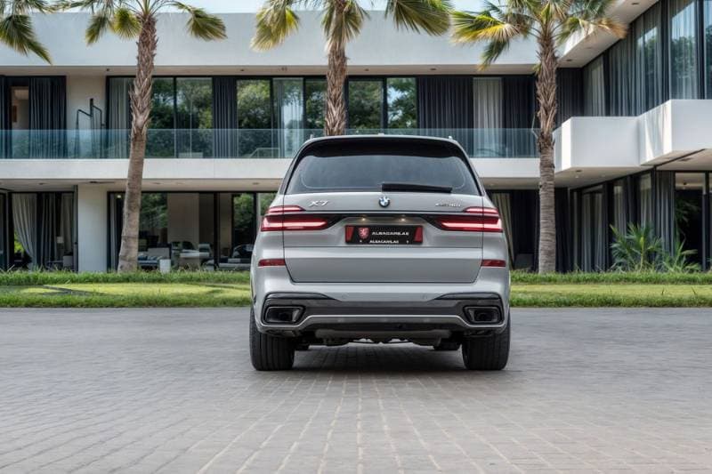 2024 BMW X7 thumbnail 5
