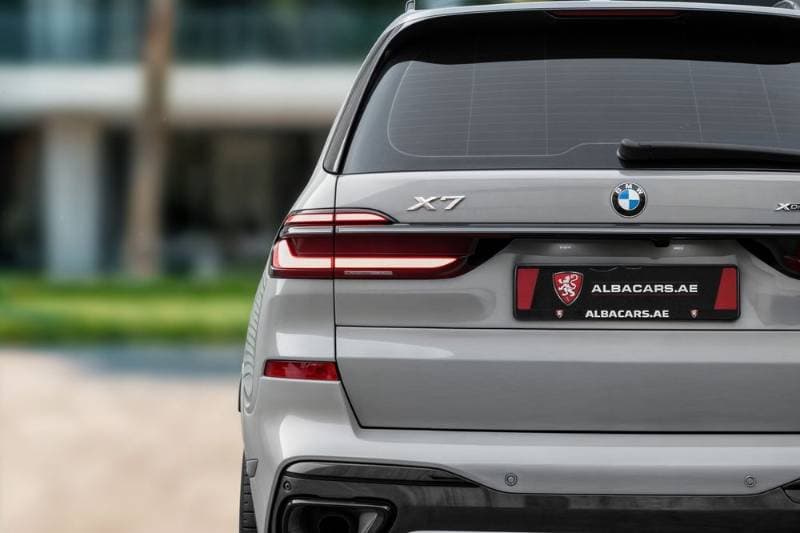2024 BMW X7 thumbnail 6