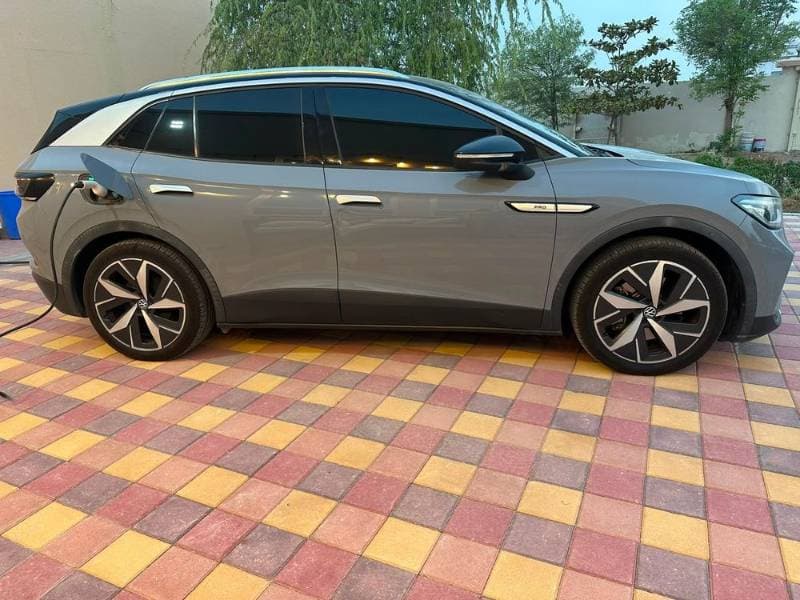2022 Volkswagen ID.4 thumbnail 5