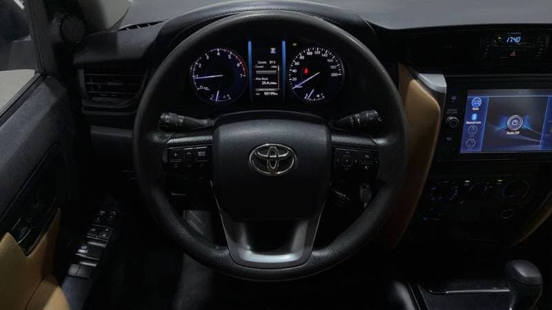 2022 Toyota Fortuner thumbnail 7