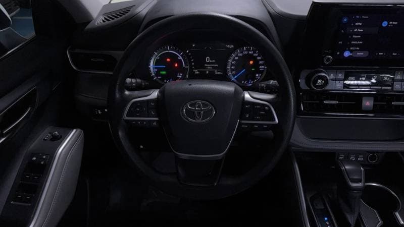 2023 Toyota Highlander thumbnail 7