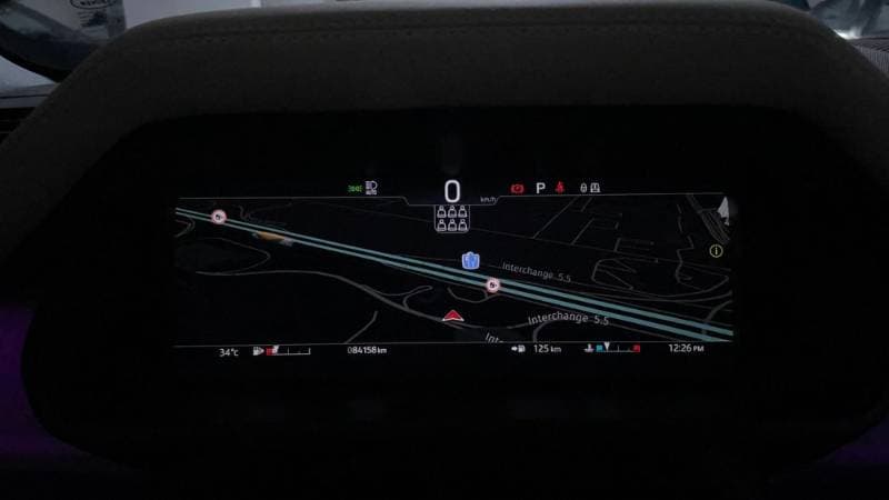 2023 Land Rover Defender thumbnail 8