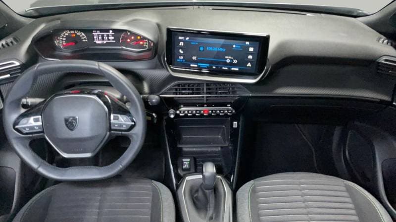 2025 Peugeot 2008 thumbnail 6