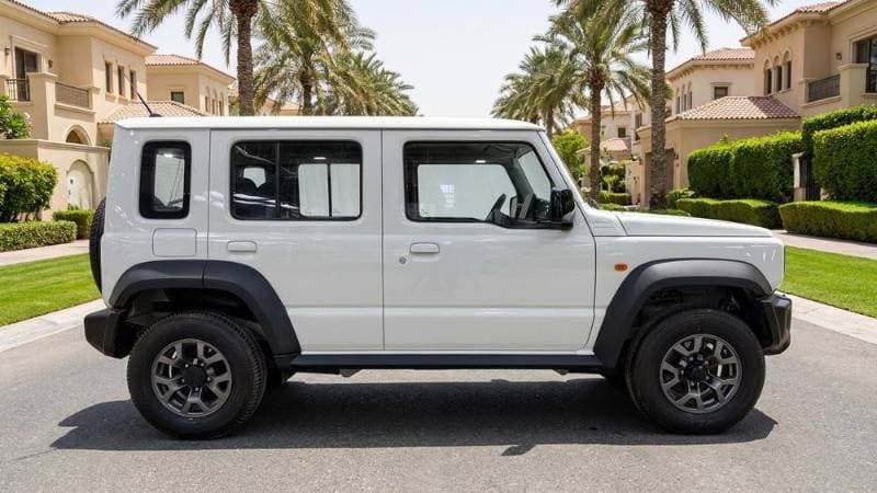 2025 Suzuki Jimny thumbnail 2