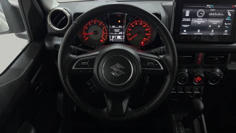 2025 Suzuki Jimny thumbnail 7