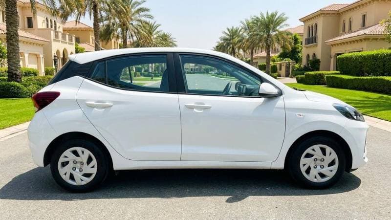 2024 Hyundai Grand i10 thumbnail 2