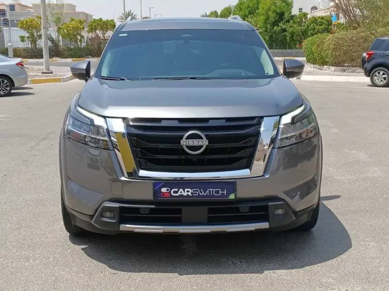 2024 Nissan Pathfinder thumbnail 2